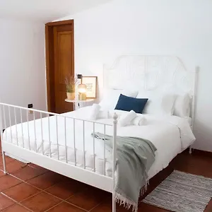 https://la-macadamia.adeje-hotels.com