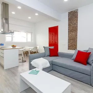 https://moderno-apartamento-en-santa-cruz.adeje-hotels.com